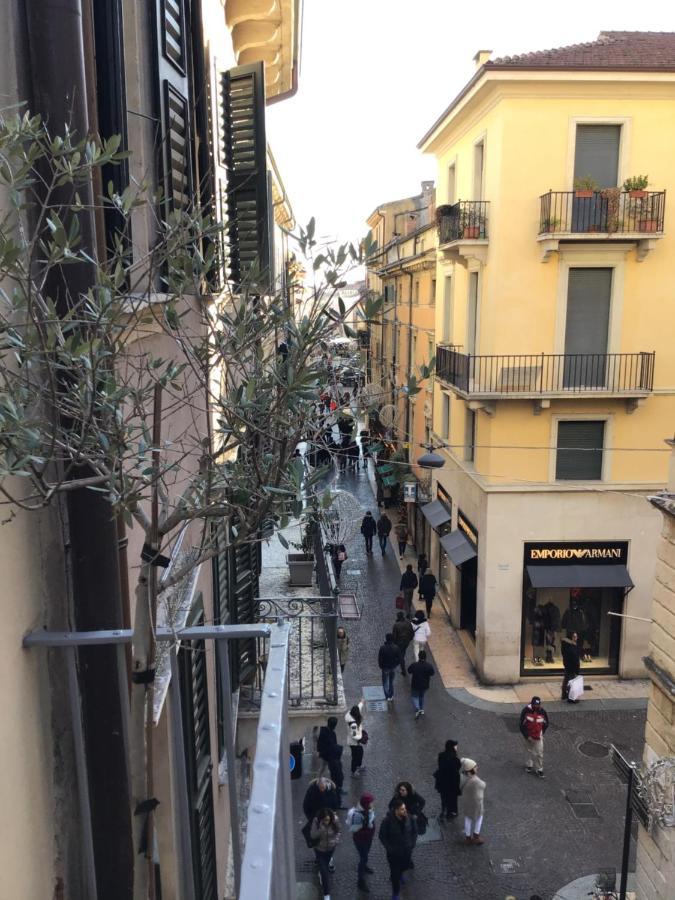 Apartmán A Due Passi Da Giulietta-Casa Capuleti Verona Exteriér fotografie